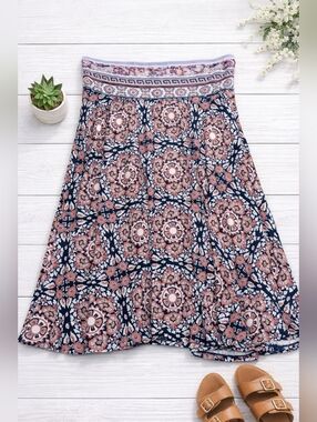 Max studio Boho Floral Navy and Pink Midi Women's Skirt Sz Medium
